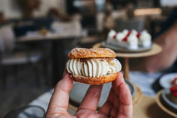 Quels sont les sites et les livres de référence pour apprendre la pâtisserie ?