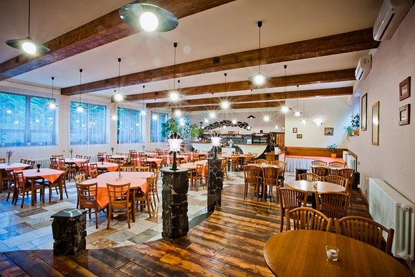 Découvrez le Meilleur Restaurant de Sarlat : Une Expérience Gastronomique Inoubliable